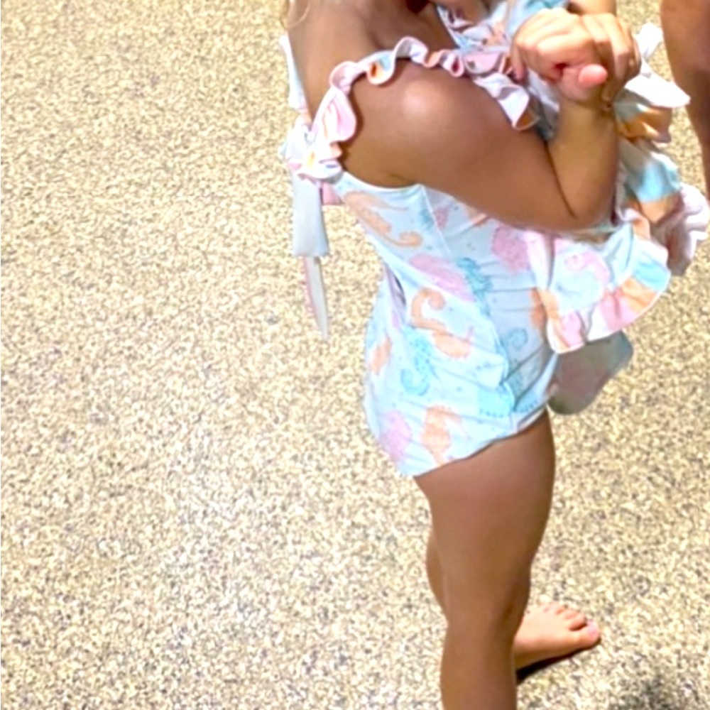 Sweethoney swim